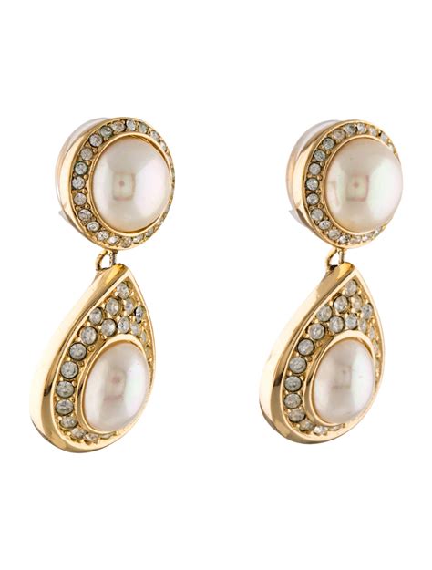 christian dior ring pearl|Christian Dior pearl earrings price.